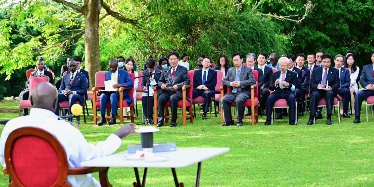 Museveni asks China to open its market for more Ugandan products