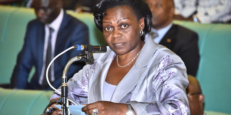 New alcohol bill seeks closure of bars at 10pm , 10 year jail term for violators