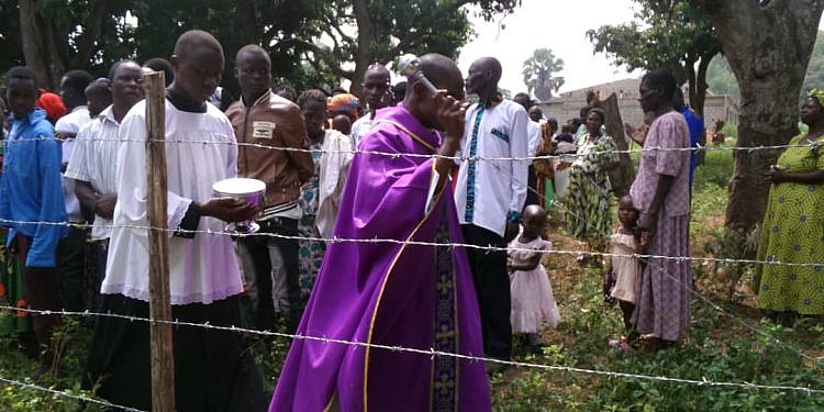 Clergy, Christians  hold prayers to curse thieves who stole Bishop’s cows