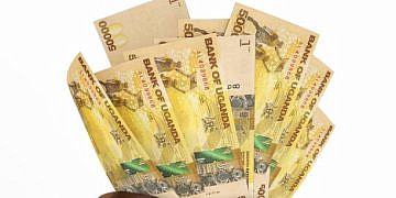 God serves manna on Kampala streets as envelope containing Shs28m cracks