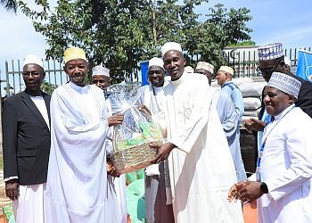 Centenary Bank donates to Muslim community for Ramadhan