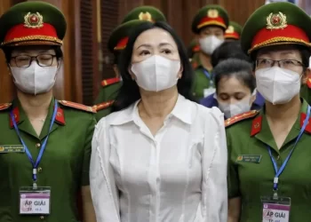 Vietnamese billionaire sentenced to death for $44bn fraud