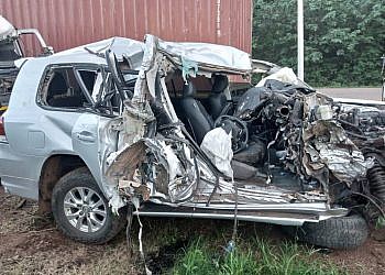 UPDF Major overtaking line of vehicles in Mabira  dies on spot as his Land Cruiser collides with trailer