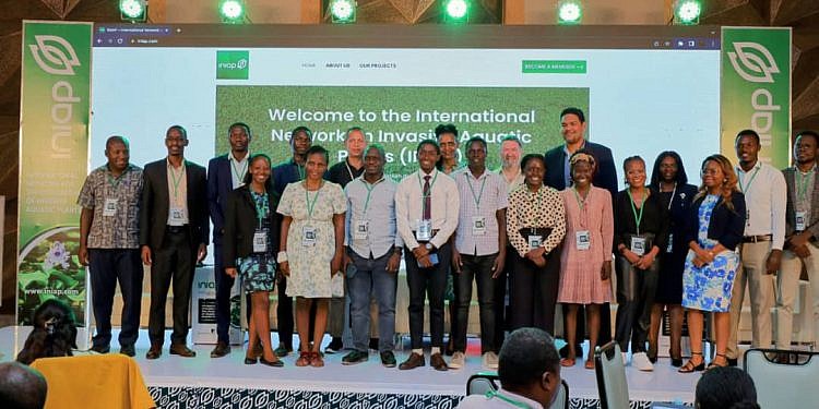Experts call for research into biofuel production from floating aquatic plants