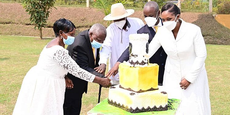PICTORIAL: Museveni hails Deputy Speaker Tayebwa’s family for hard work