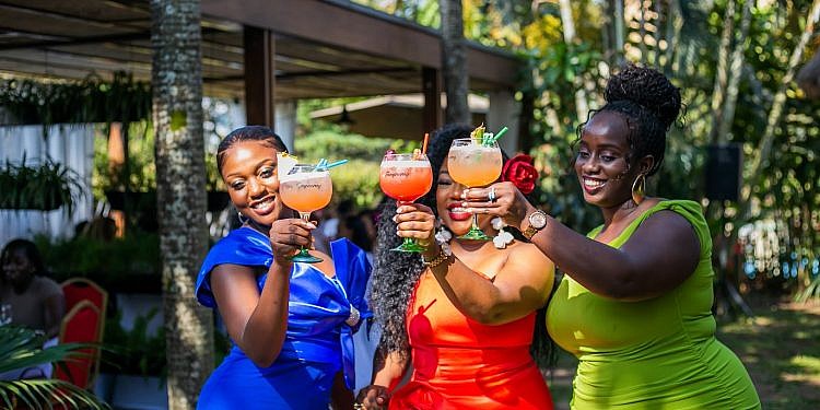 Pomp ,glamour at the Aloha Hawaii Tanqueray brunch 