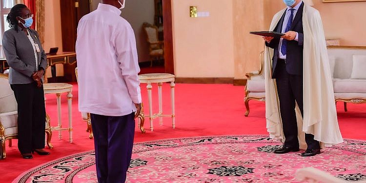 Four new envoys to Uganda present credentials to Museveni
