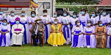 Museveni urges Ugandans to support free-education initiative