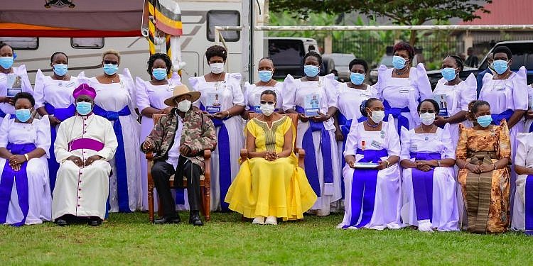 Museveni urges Ugandans to support free-education initiative