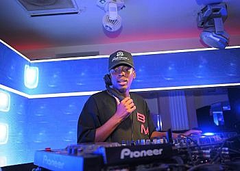 Mas Musiq thrills Kampala with energetic Amapiano performance 