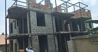 Gov’t maintains ban on steel- timber house construction method