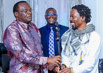 Ssemakadde bangs Chief Justice Owiny Dollo’s table