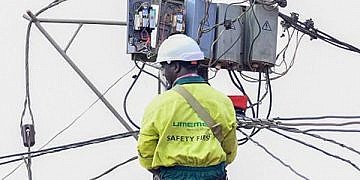 Govt seeks shs700bn loan from Stanbic for Umeme buyout