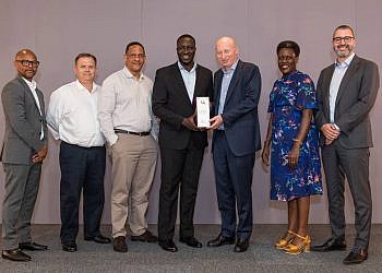 Vivo Uganda’s blood donation scoop the best partnership award for 2024