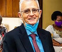 Dr. Chapman: White dental surgeon who speaks fluent Luganda at Mengo Hospital retires