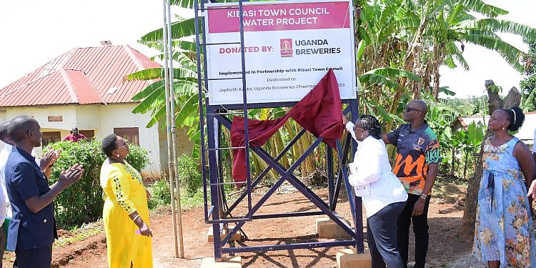 Over 1000 people to benefit from UBL’s shs190m water projects in Kabarole