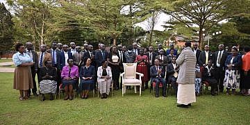 Govt unveils phased salary plan to end Arts teachers’ strike