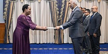 Uganda’s High Commissioner to India presents letters of credence to Maldives president