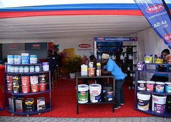 Plascon’s high-performance automotive paints light up 2025 Kampala Auto Show