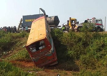 Two pupils dead, others injured in bus accident along Mityana road