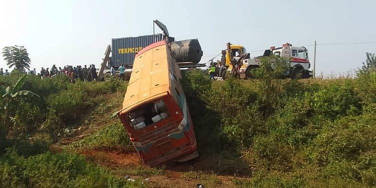 Two pupils dead, others injured in bus accident along Mityana road