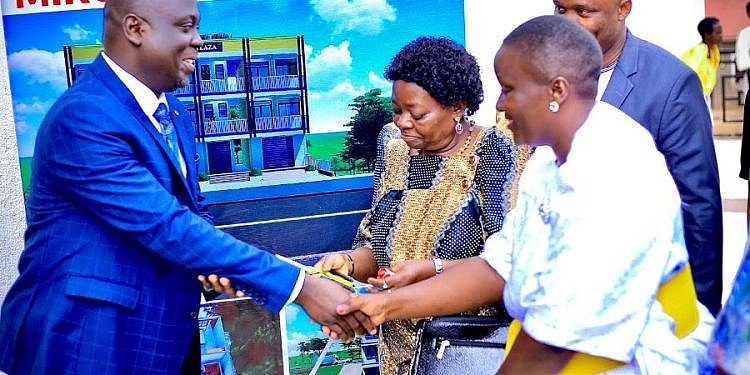 Museveni pays tribute to late Tamale Mirundi for always speaking good about NRM programs
