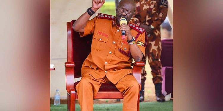 Dr.Byabashaija asks commanders to deal with congestion in prison facilities