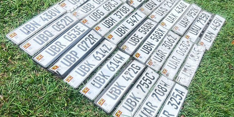 Police recover 30 stolen car  number plates in Lubowa