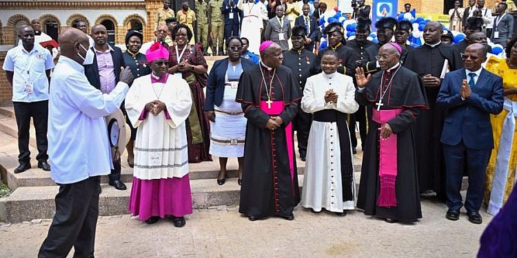 Museveni to Christians: Choose hard work, self reliance not dependence