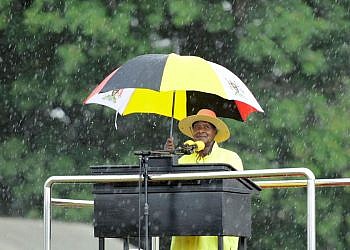 PICTORIAL: Museveni hits road running with campaigns in Acholi