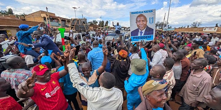 Nandala Mafabi promises to revive cooperative, boost agriculture in Sebei region
