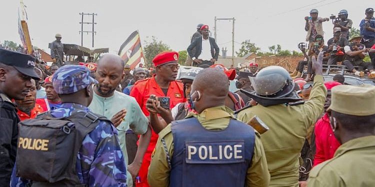 Bobi Wine, Police trade blame over blocked Iganga rally