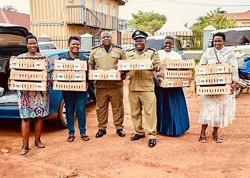 Police distribute chicks to officers’ families in new welfare drive