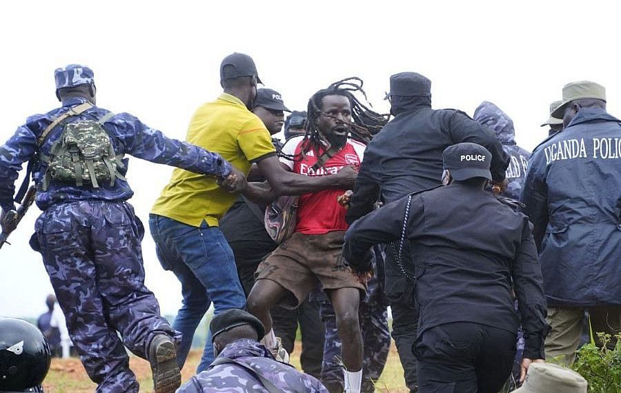 Pictures: Police arrest NUP supporters during Bobi Wine’s campaign trail in Mbarara