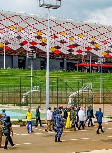 Museveni officially opens Hoima City Stadium