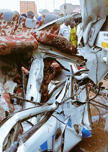 10 killed as taxi collides with trailer along Busia Highway in Bugiri