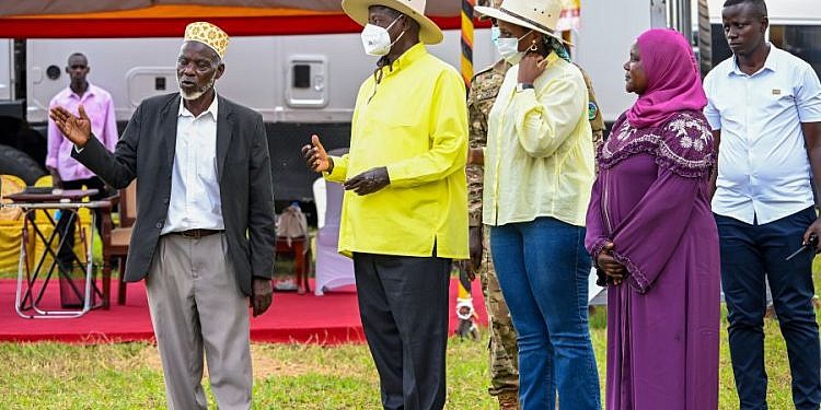 Vote Museveni for president, Mubarak Munyagwa’s dad tells Ugandans