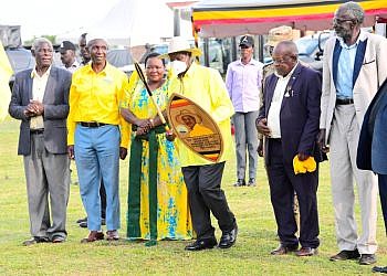Kikuube: Museveni warns Albertine communities against reckless fishing practices