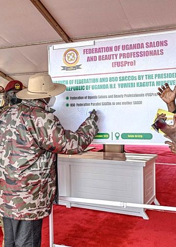Museveni promises shs85bn revolving fund for salon operators