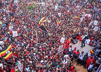 Bobi shakes Nakawa, rallies votes for jailed MP aspirant, Alex Mufumbiro