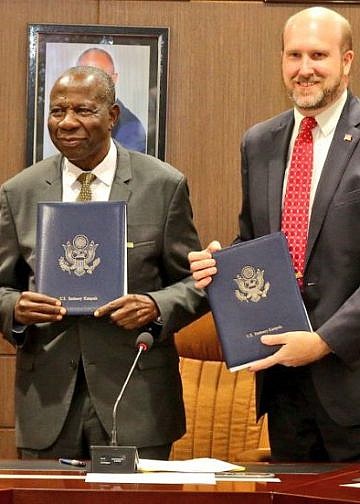 Uganda, US sign shs8.7trillion health cooperation deal