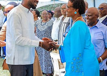 Besigye endorses Bobi Wine, sends financial support ahead of 2026 polls