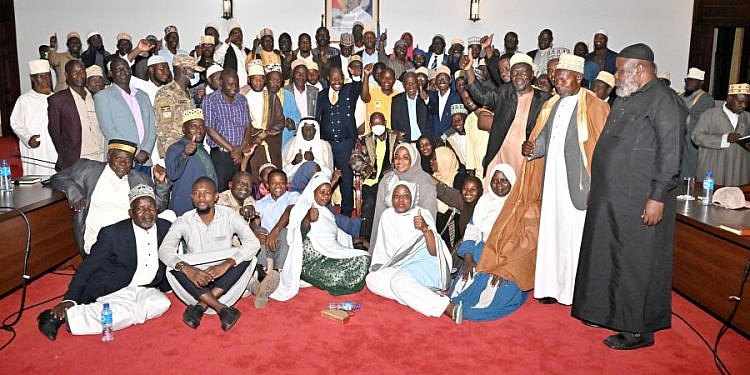 Museveni meets Muslim leaders, urges unity and wealth creation