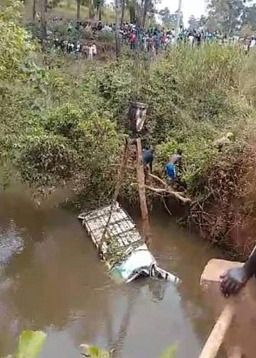 13 cheat death after taxi plunges into River Nyagak in Zombo