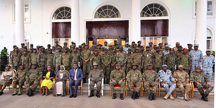 Museveni, UPDF high command discuss current security situation