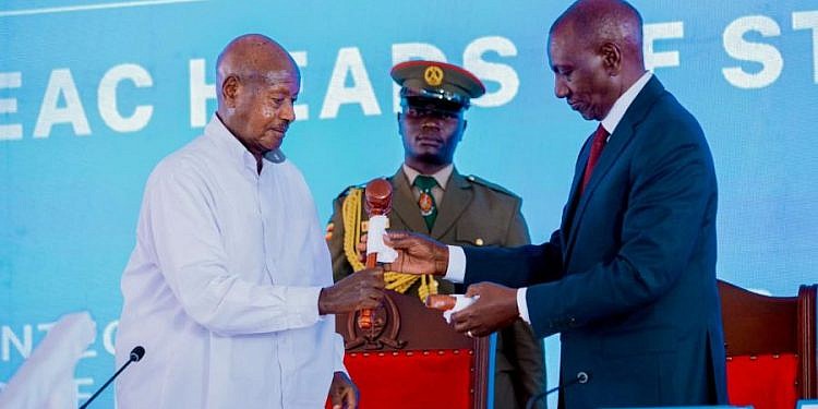 Museveni succeeds Ruto as EAC chairperson, calls for unity