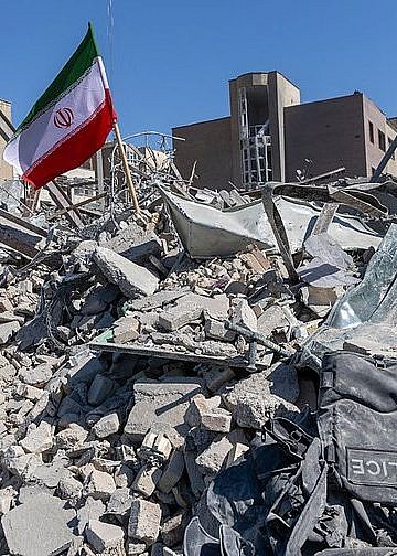 Global unrest creates openings for disciplined investors, analysts say