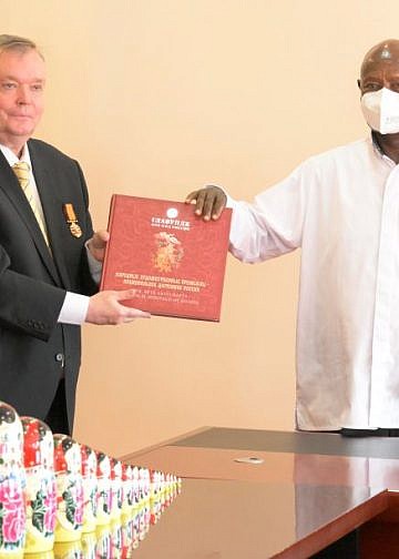 Museveni bids farewell to outgoing Russian ambassador, Semivolos as tenure ends