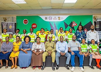 Schools urged to employ traffic wardens as new term begins