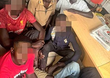 Eight arrested as police goes hard on phone snatchers at Jinja Riad traffic lights
